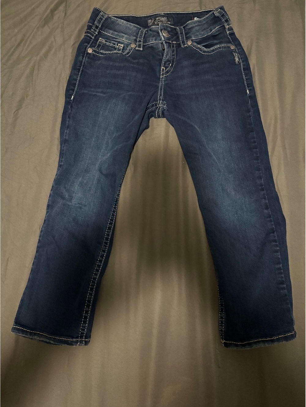 Silver Jeans Co Suki Mid Capri W28 L22 Dark Wash Y2K Embroidered Jeans
